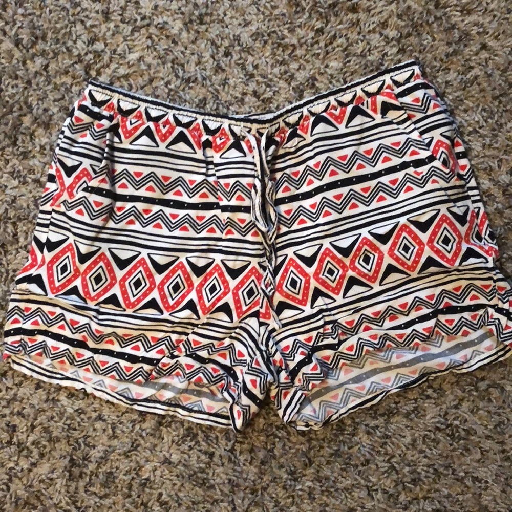 Patterned shorts